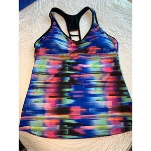 N athletic top 38b/c UPF 50